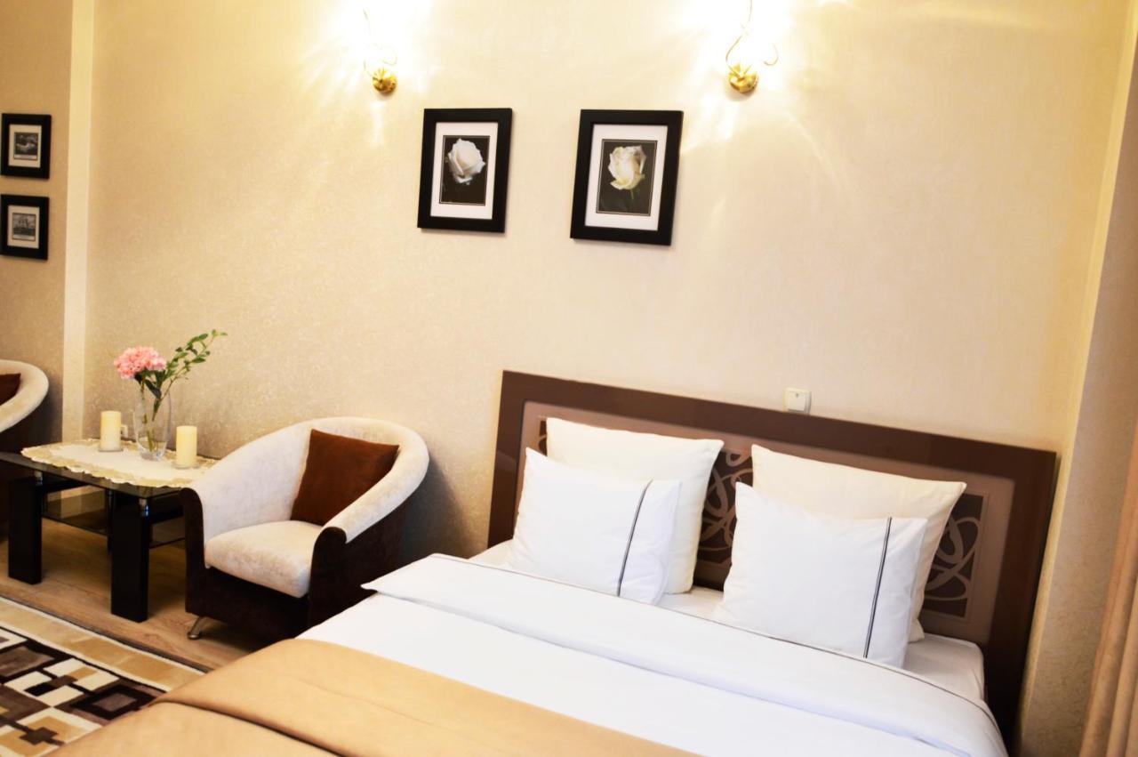 Comfort Apartments - Beautiful Suite By The Park Grodno Exterior photo