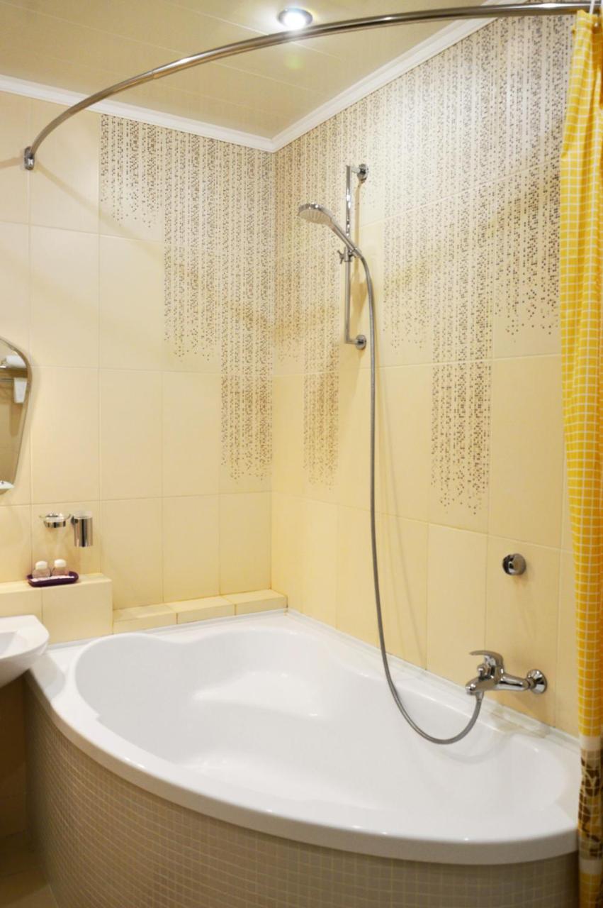 Comfort Apartments - Beautiful Suite By The Park Grodno Exterior photo