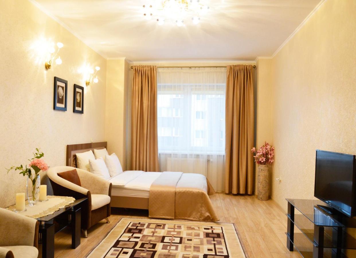 Comfort Apartments - Beautiful Suite By The Park Grodno Exterior photo